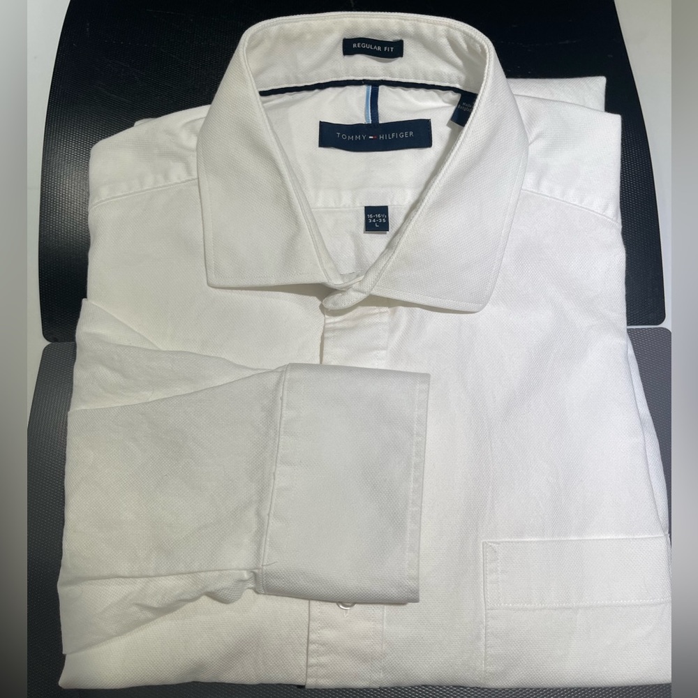 Tommy Hilfiger Men’s dress shirt, White, Size 16 1/2, 34/35 L, Regular Fit